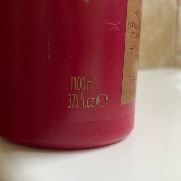 Revlon Professional Uniq one All on one Shampoo & Balm - Picture 4 of 4